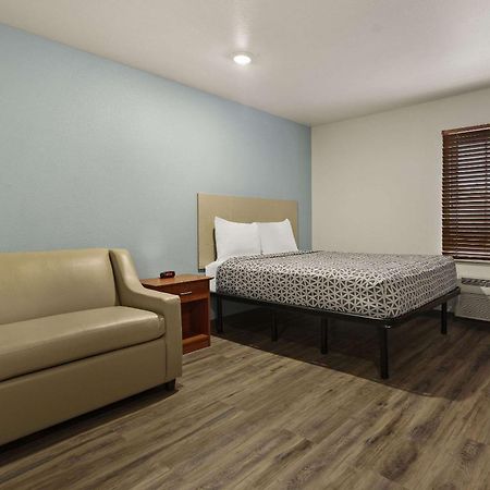 Woodspring Suites Greenville Simpsonville Exterior photo