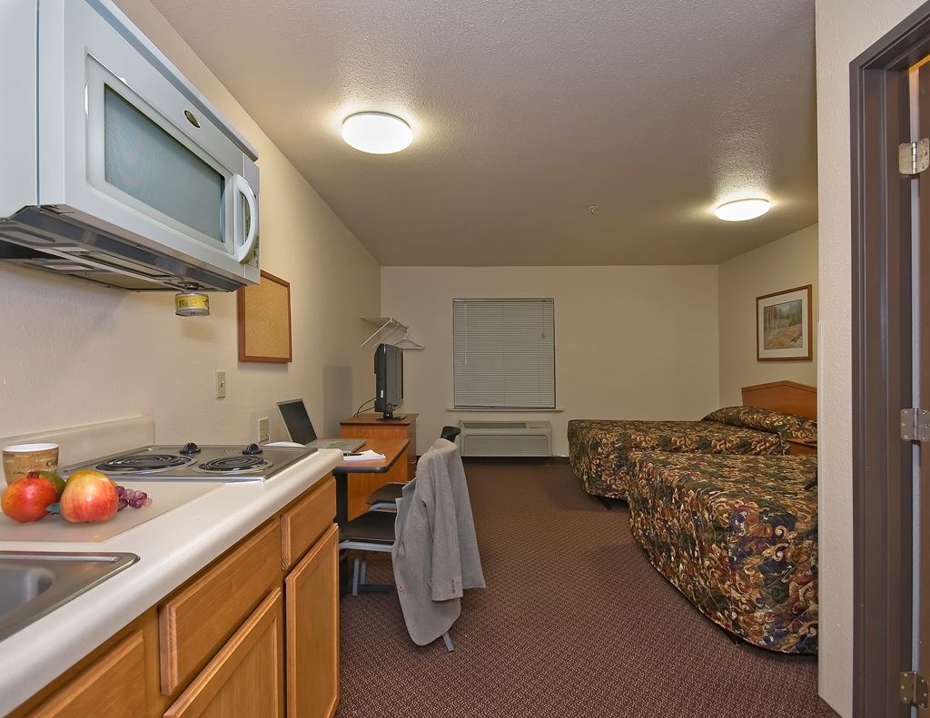 Woodspring Suites Greenville Simpsonville Room photo